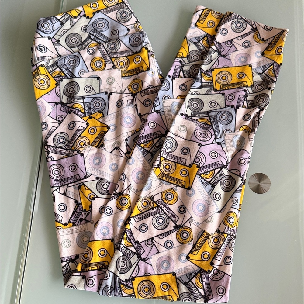 Lularoe os Graphic cassette tape Print Leggings